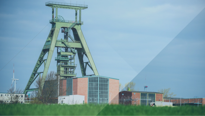 Eine sichere Entsorgung radioaktiver Abfälle Außenansicht eines Bergwerks